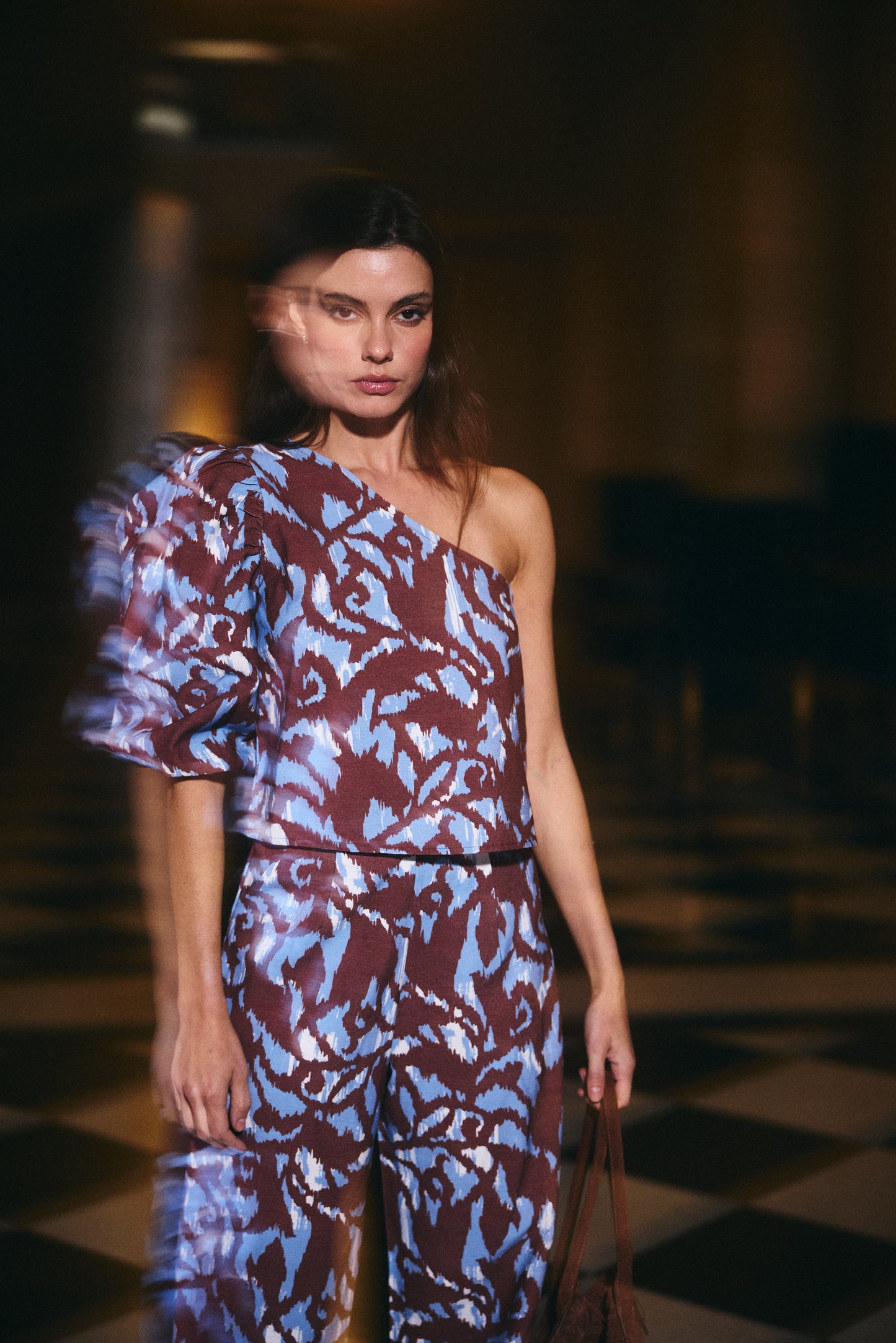 Blusa Mallorca Estampado Café con Celeste