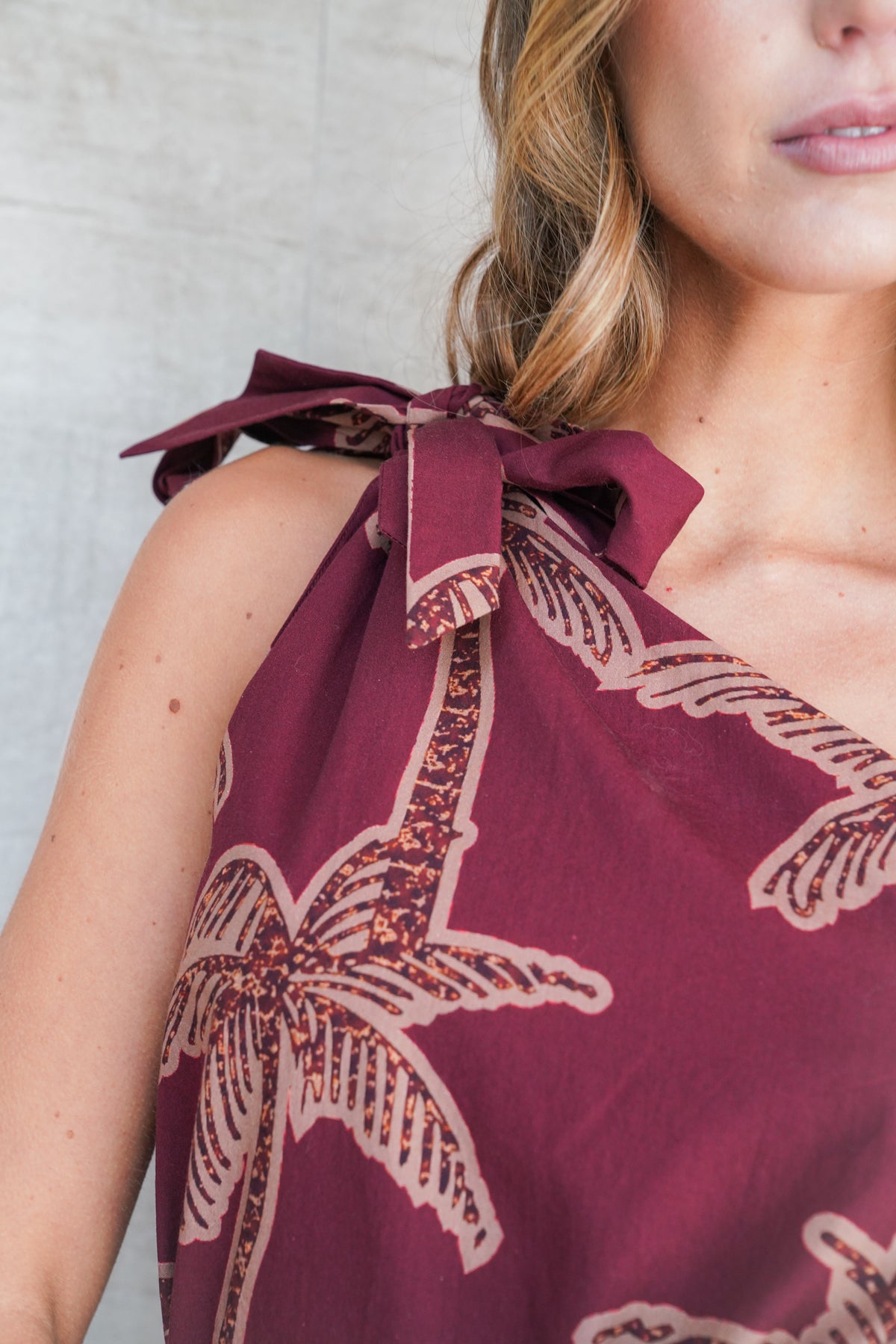 Blusa Bali Estampado Burdeo con Café (PREVENTA ENTREGA 15 OCT)