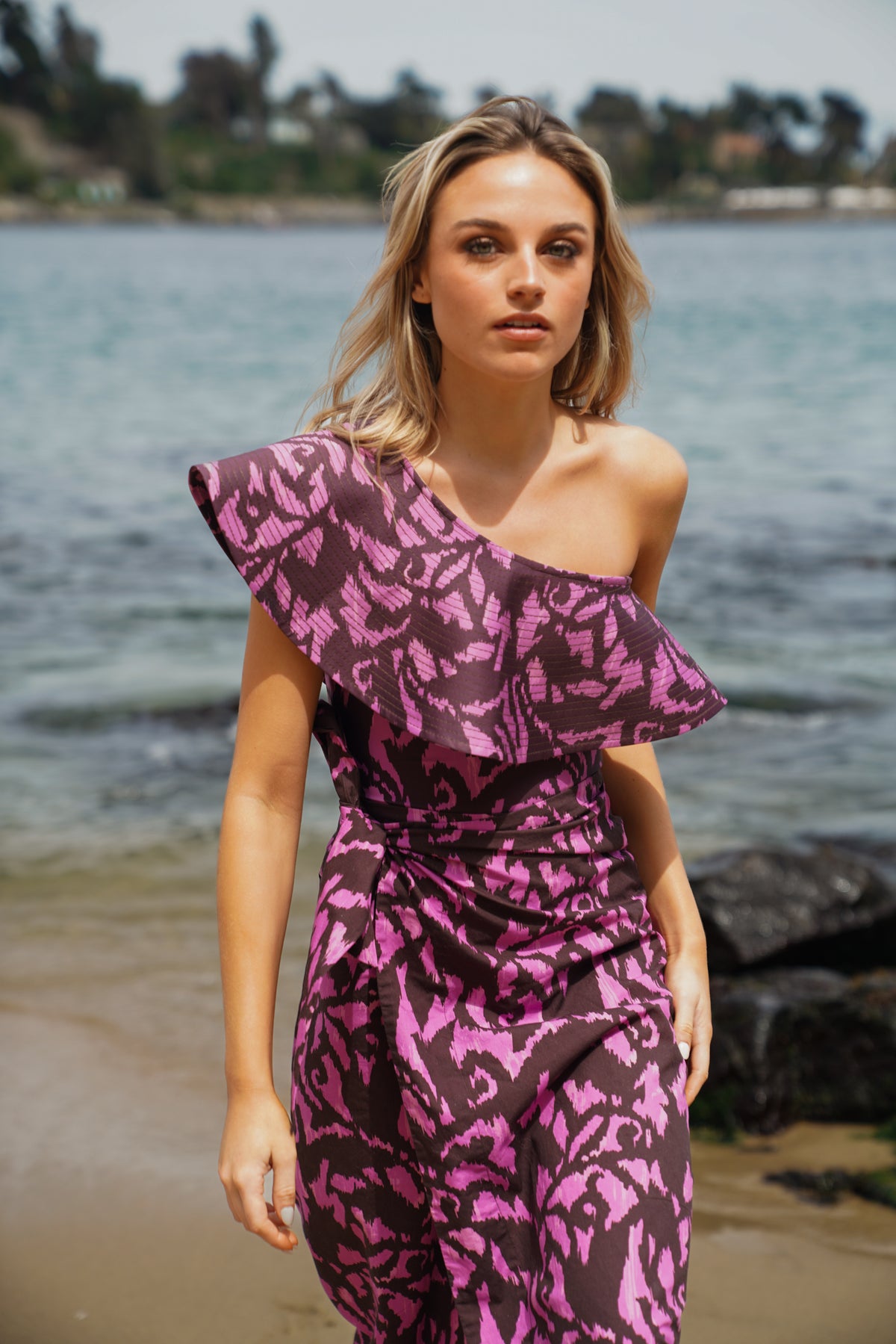Traje de Baño Palm Estampado Café con Rosado